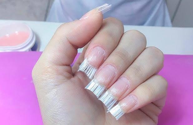 Unhas de vidro com acabamento profissional
